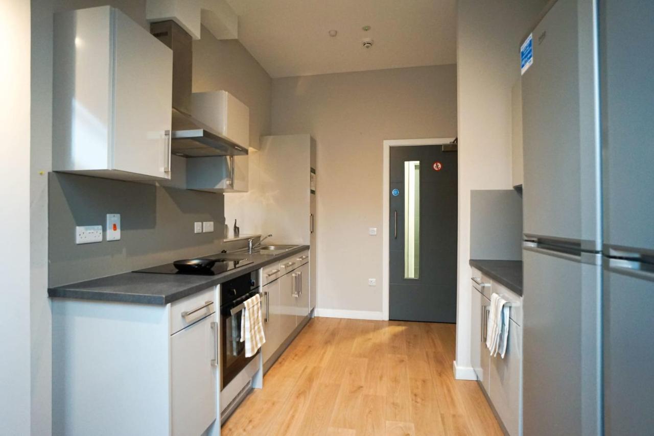 1 Bedroom Apartments, Studios And Ensuite Bedrooms With Shared Kitchen At Centro House In Στέρλινγκ Εξωτερικό φωτογραφία